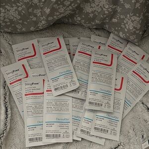 25 StingFree Alcohol-Free DermaRite skin prep wands